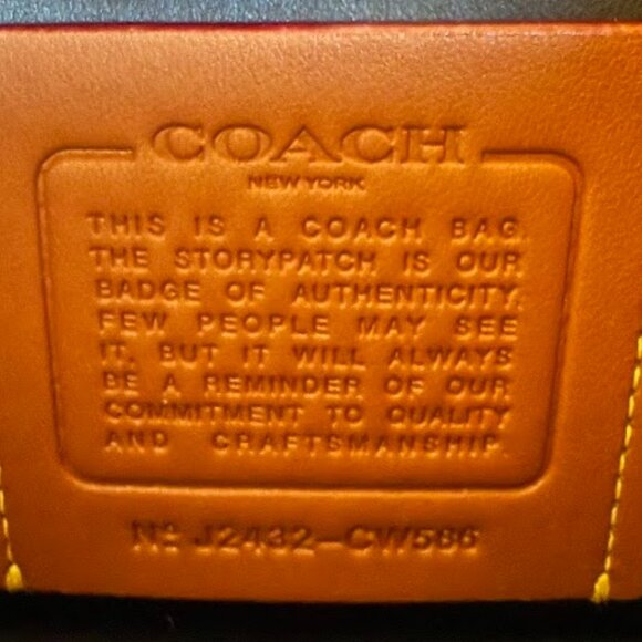 COACH Evie Long Wallet with Chain - Picture 7 of 8